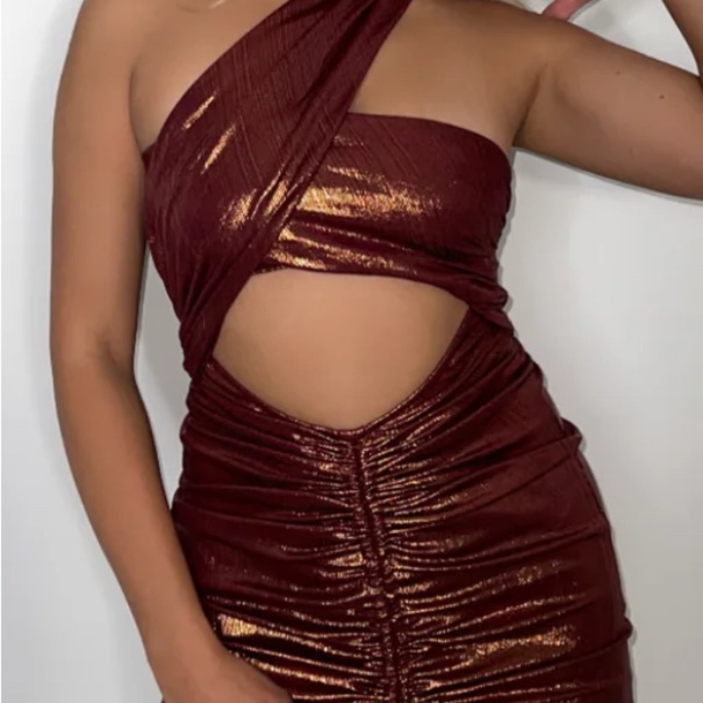 Dress - Picture 3 of 5